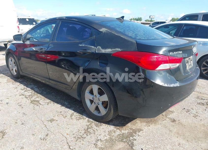 Photo 3 of 2013 Hyundai Elantra GLS (VIN 5NPDH4AE9DH357990)