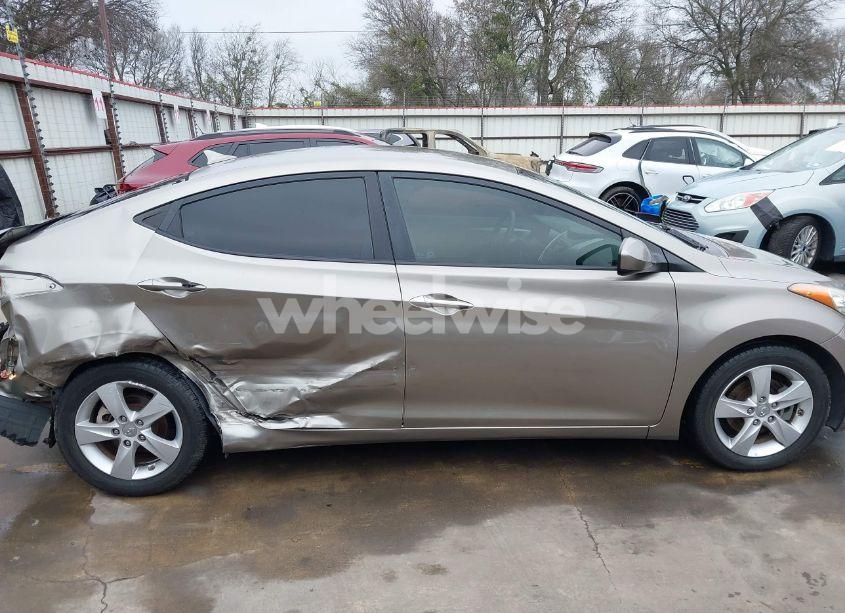 Photo 14 of 2013 Hyundai Elantra GLS (VIN 5NPDH4AE9DH365152)