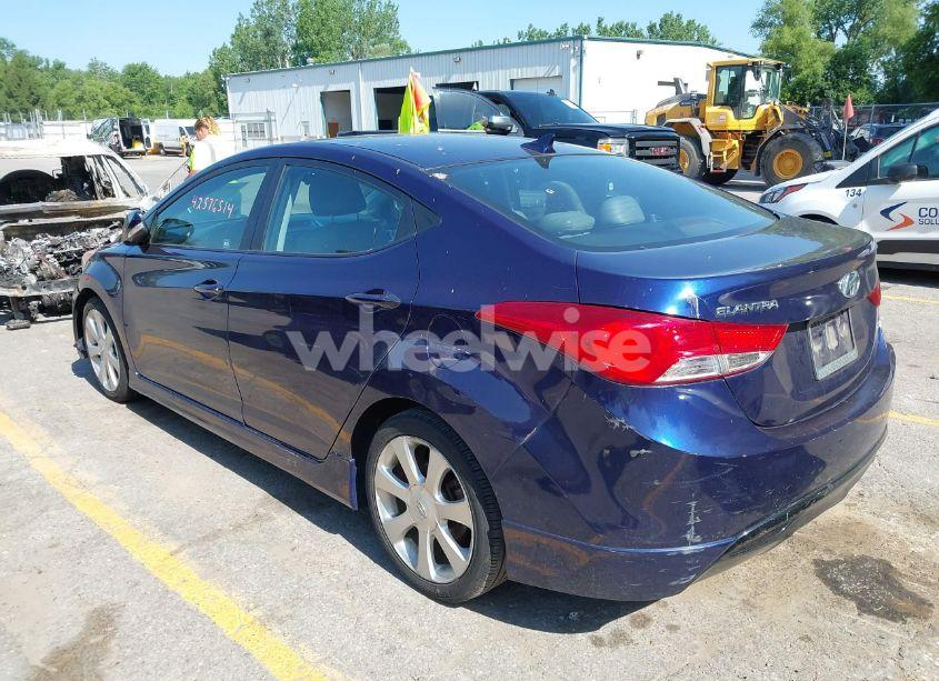 Photo 3 of 2013 Hyundai Elantra LIMITED (VIN 5NPDH4AE9DH367273)