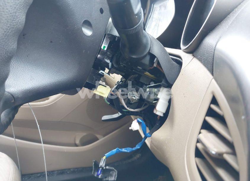 Photo 12 of 2013 Hyundai Elantra GLS (VIN 5NPDH4AE9DH389158)