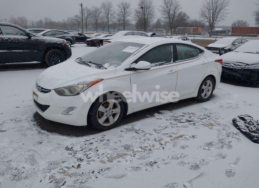 Photo 2 of 2013 Hyundai Elantra GLS (VIN 5NPDH4AE9DH389158)