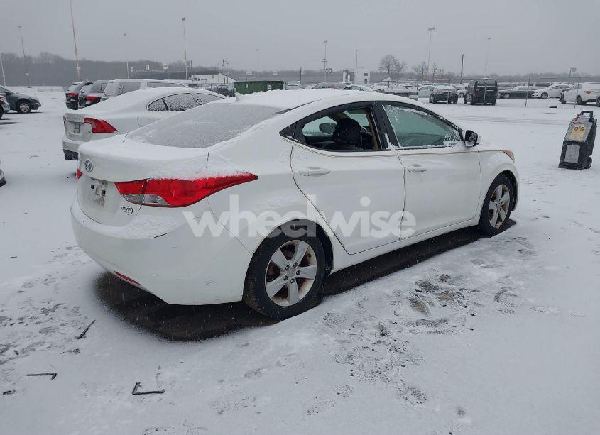 Photo 4 of 2013 Hyundai Elantra GLS (VIN 5NPDH4AE9DH389158)