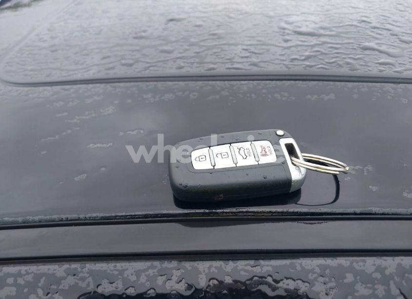 Photo 11 of 2013 Hyundai Elantra LIMITED (VIN 5NPDH4AE9DH403284)