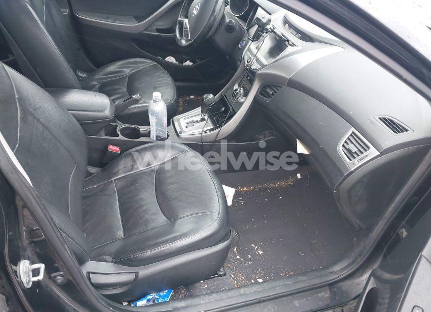 Photo 5 of 2013 Hyundai Elantra LIMITED (VIN 5NPDH4AE9DH403284)