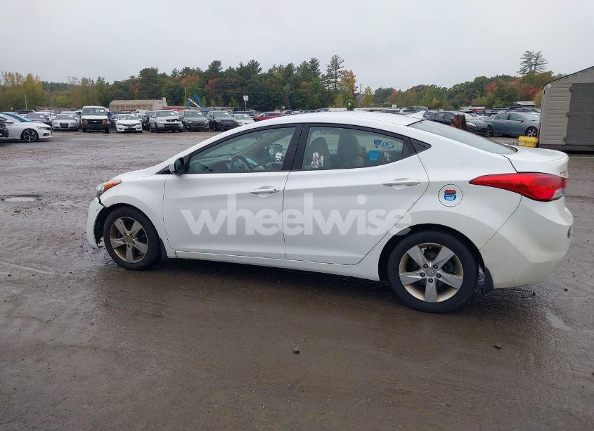 Photo 14 of 2013 Hyundai Elantra GLS (VIN 5NPDH4AE9DH405343)