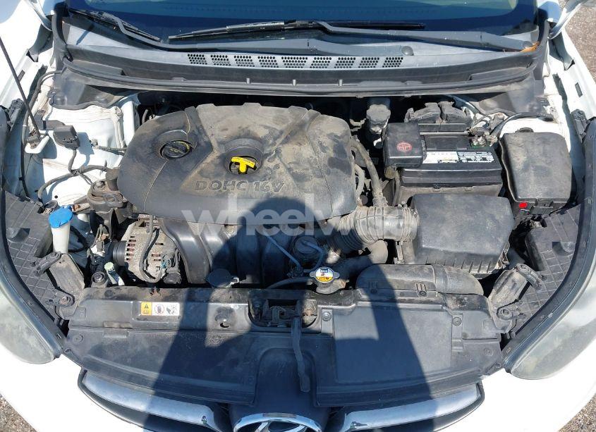Photo 10 of 2013 Hyundai Elantra LIMITED (VIN 5NPDH4AE9DH411871)