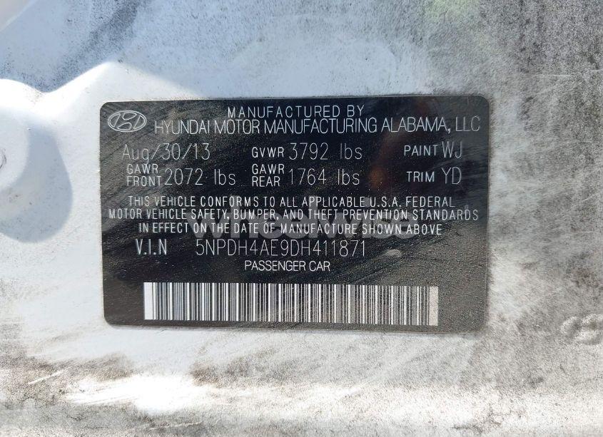 Photo 9 of 2013 Hyundai Elantra LIMITED (VIN 5NPDH4AE9DH411871)