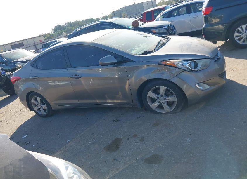 Photo 13 of 2013 Hyundai Elantra GLS (VIN 5NPDH4AE9DH416083)