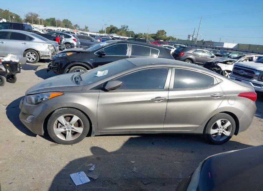 Photo 14 of 2013 Hyundai Elantra GLS (VIN 5NPDH4AE9DH416083)