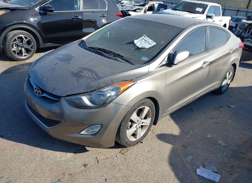 Photo 2 of 2013 Hyundai Elantra GLS (VIN 5NPDH4AE9DH416083)
