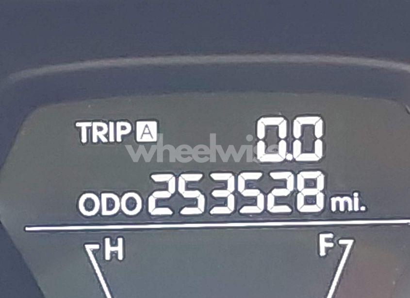 Photo 15 of 2013 Hyundai Elantra LIMITED (VIN 5NPDH4AE9DH421381)