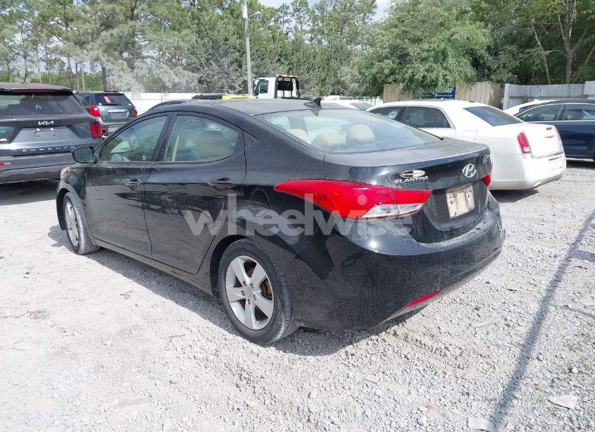 Photo 3 of 2013 Hyundai Elantra GLS (VIN 5NPDH4AE9DH425074)
