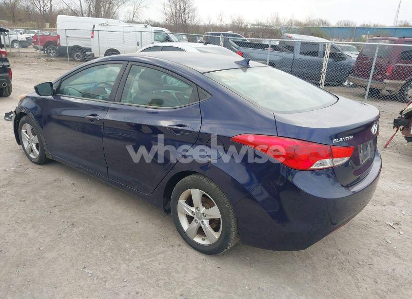 Photo 3 of 2013 Hyundai Elantra GLS (VIN 5NPDH4AE9DH426645)