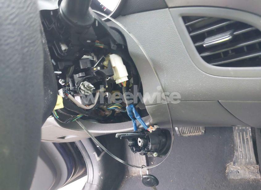 Photo 6 of 2013 Hyundai Elantra GLS (VIN 5NPDH4AE9DH426645)