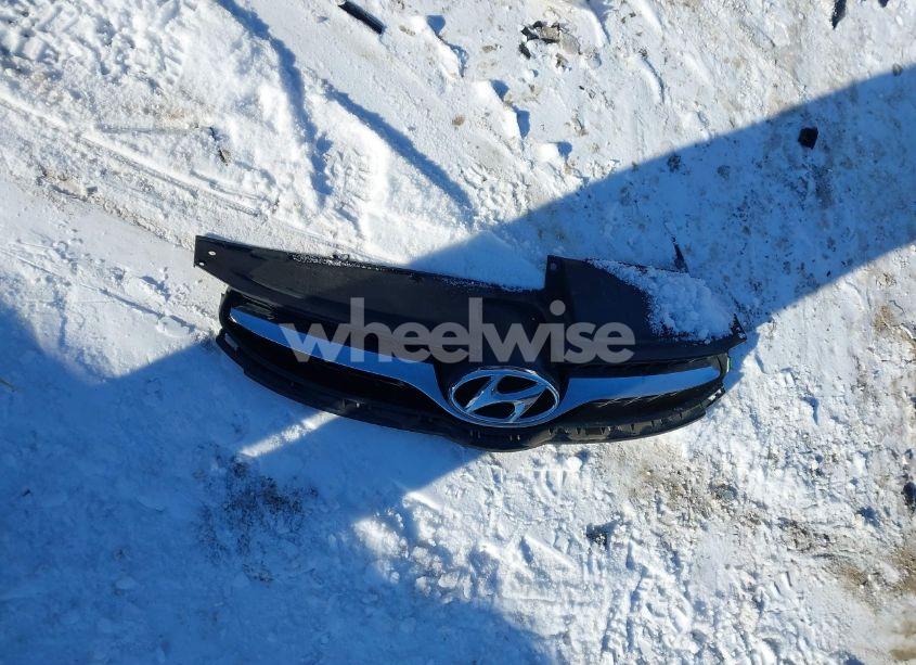 Photo 12 of 2013 Hyundai Elantra GLS (VIN 5NPDH4AE9DH426659)