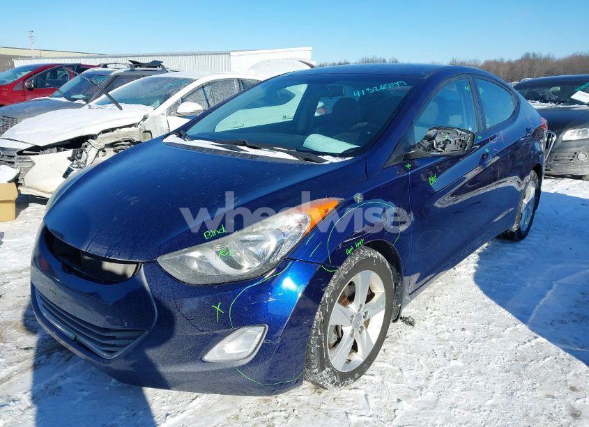 Photo 2 of 2013 Hyundai Elantra GLS (VIN 5NPDH4AE9DH426659)