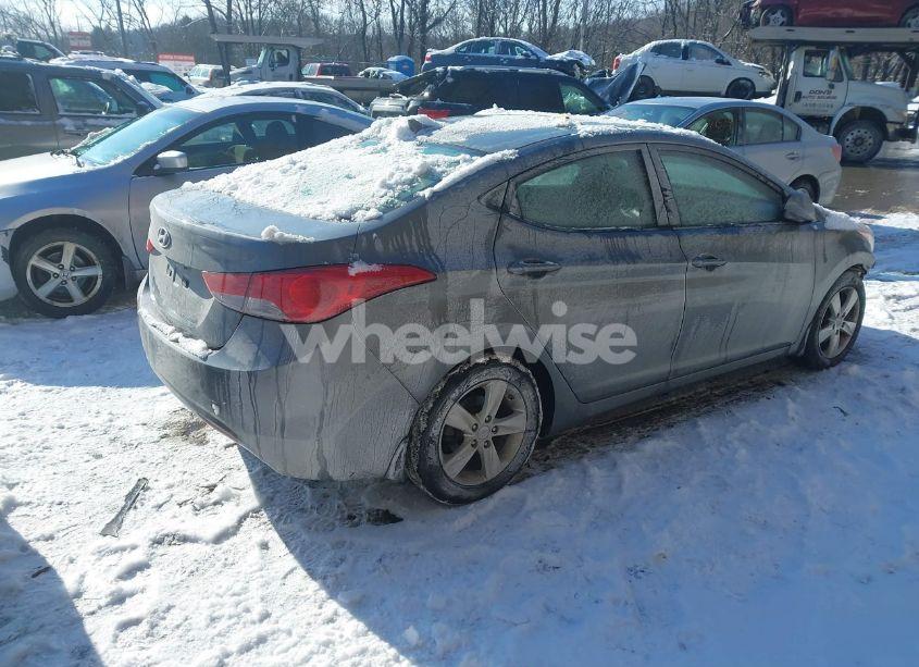 Photo 4 of 2013 Hyundai Elantra GLS (VIN 5NPDH4AE9DH427407)
