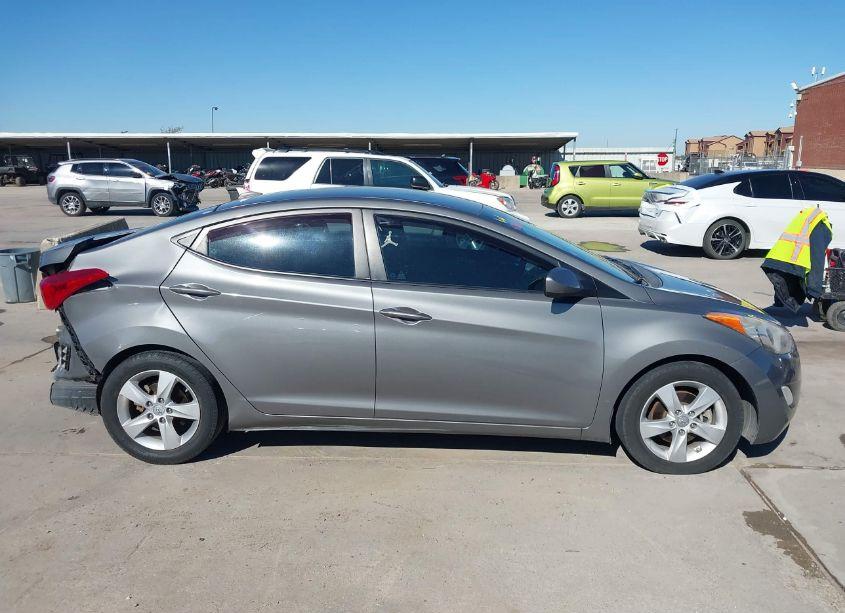 Photo 13 of 2013 Hyundai Elantra GLS (VIN 5NPDH4AE9DH433689)