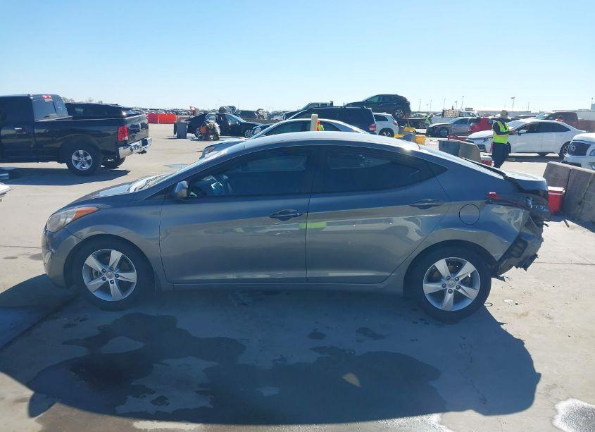Photo 14 of 2013 Hyundai Elantra GLS (VIN 5NPDH4AE9DH433689)