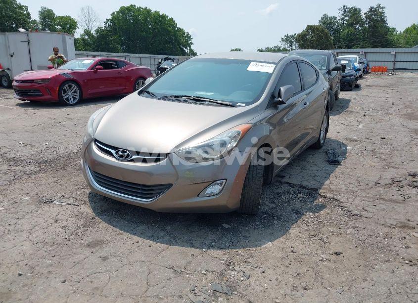 Photo 2 of 2013 Hyundai Elantra GLS (VIN 5NPDH4AE9DH441145)