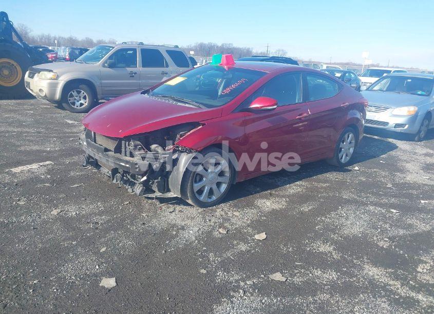 Photo 2 of 2013 Hyundai Elantra LIMITED (VIN 5NPDH4AE9DH447186)