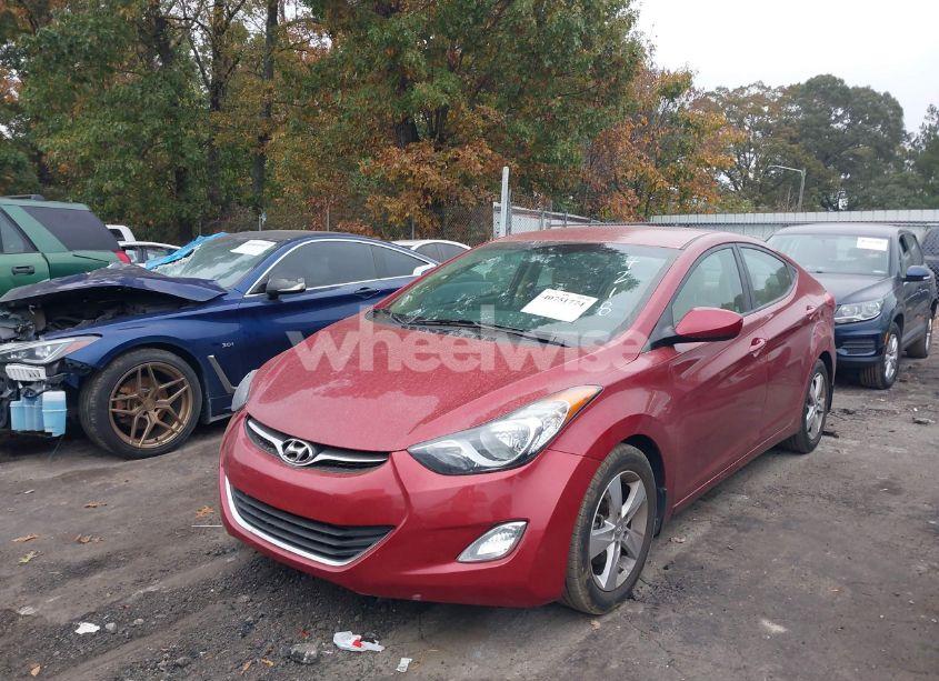 Photo 2 of 2013 Hyundai Elantra GLS (VIN 5NPDH4AE9DH454218)