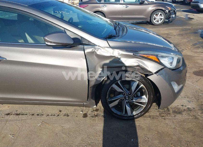 Photo 17 of 2014 Hyundai Elantra LIMITED (VIN 5NPDH4AE9EH457296)