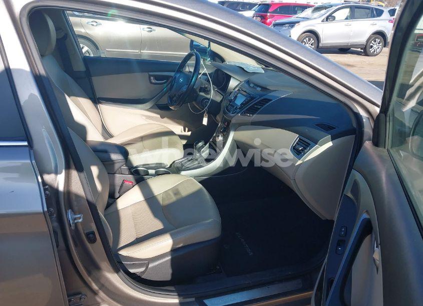 Photo 5 of 2014 Hyundai Elantra LIMITED (VIN 5NPDH4AE9EH457296)
