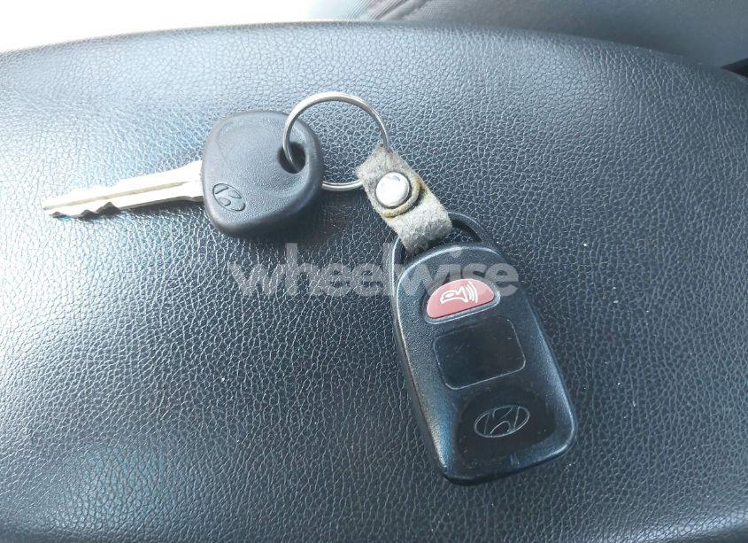 Photo 11 of 2014 Hyundai Elantra SE (VIN 5NPDH4AE9EH461168)