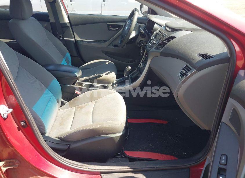 Photo 5 of 2014 Hyundai Elantra SE (VIN 5NPDH4AE9EH461168)