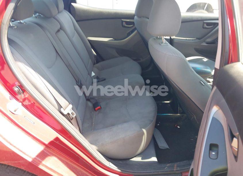 Photo 8 of 2014 Hyundai Elantra SE (VIN 5NPDH4AE9EH461168)