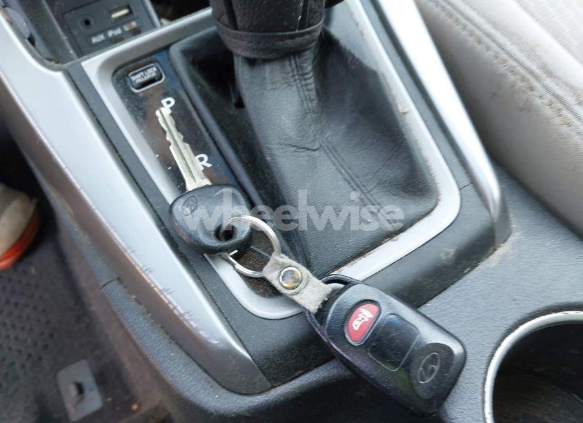 Photo 11 of 2014 Hyundai Elantra SE (VIN 5NPDH4AE9EH466001)