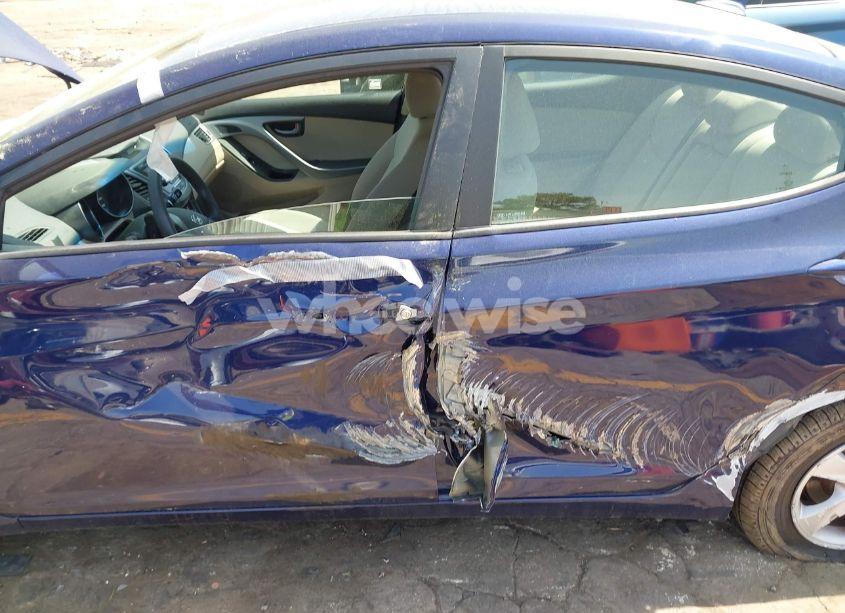 Photo 6 of 2014 Hyundai Elantra SE (VIN 5NPDH4AE9EH466001)