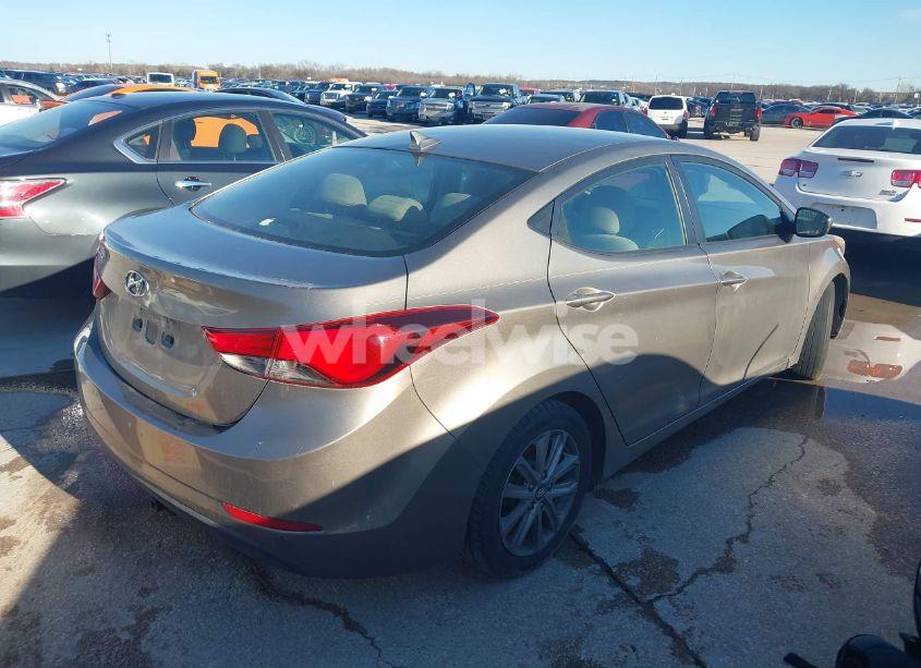 Photo 4 of 2014 Hyundai Elantra SE (VIN 5NPDH4AE9EH469528)