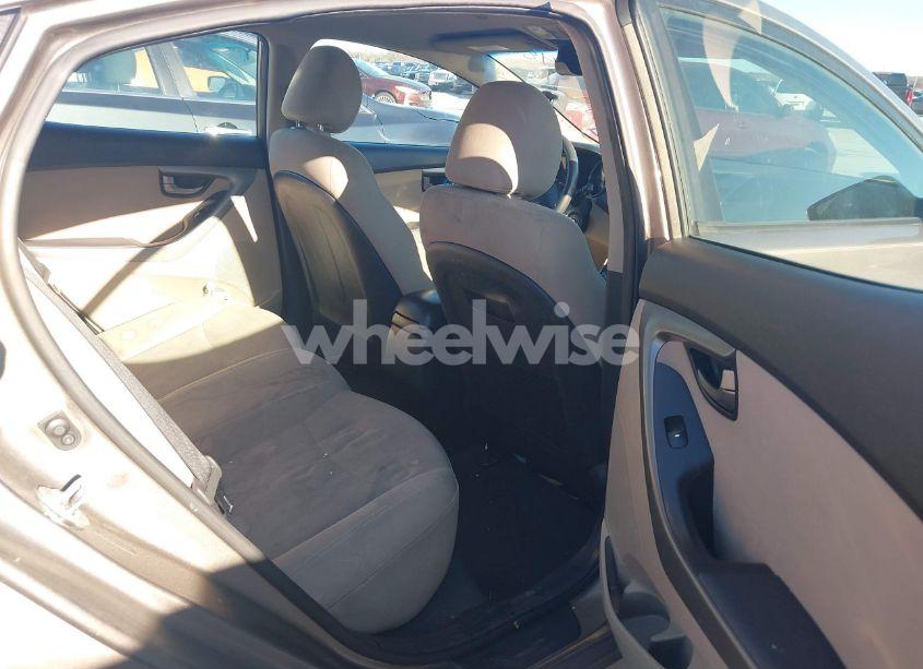 Photo 8 of 2014 Hyundai Elantra SE (VIN 5NPDH4AE9EH469528)