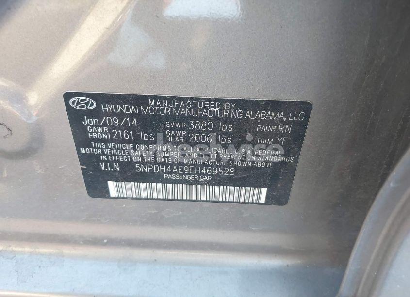 Photo 9 of 2014 Hyundai Elantra SE (VIN 5NPDH4AE9EH469528)