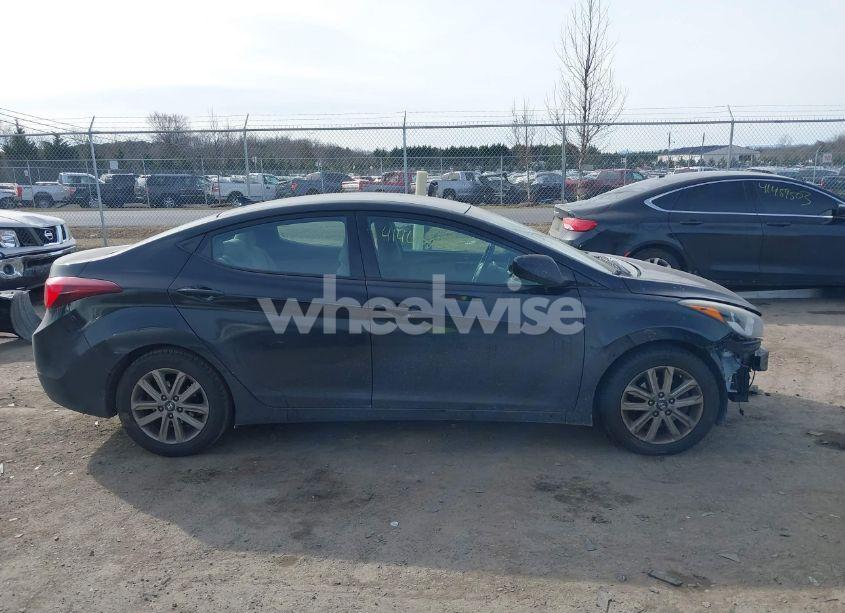 Photo 13 of 2014 Hyundai Elantra SE (VIN 5NPDH4AE9EH478469)