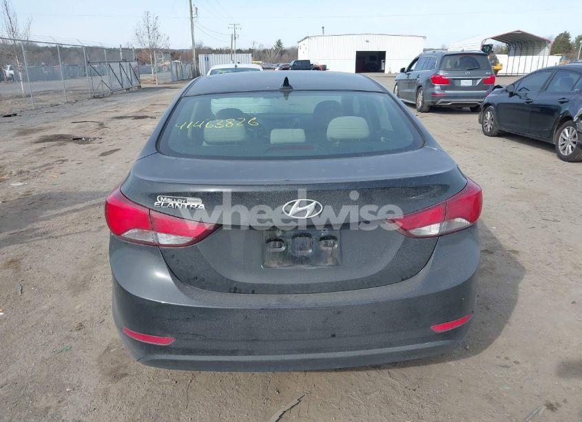 Photo 16 of 2014 Hyundai Elantra SE (VIN 5NPDH4AE9EH478469)