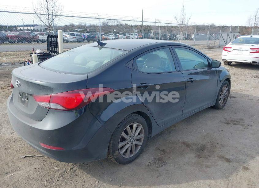 Photo 4 of 2014 Hyundai Elantra SE (VIN 5NPDH4AE9EH478469)