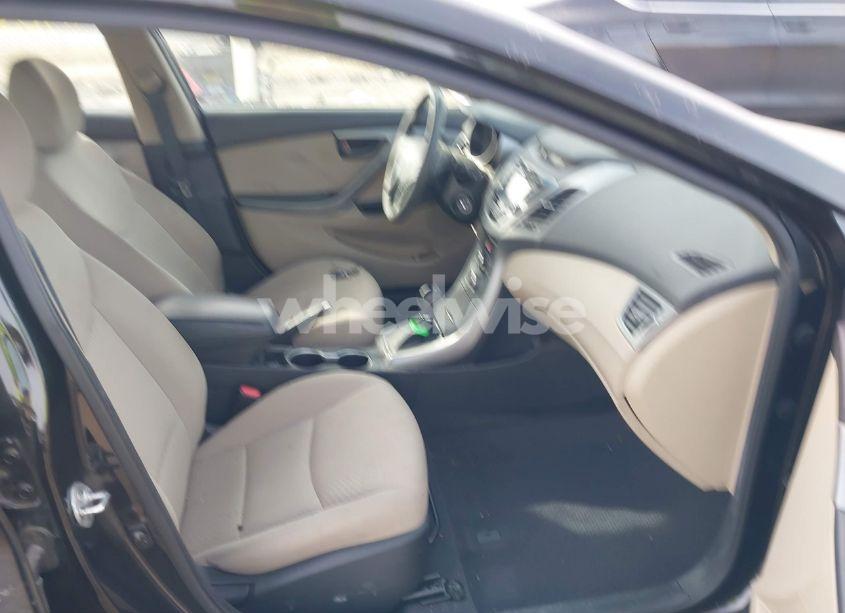 Photo 5 of 2014 Hyundai Elantra SE (VIN 5NPDH4AE9EH478469)
