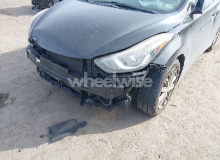 Photo 6 of 2014 Hyundai Elantra SE (VIN 5NPDH4AE9EH478469)