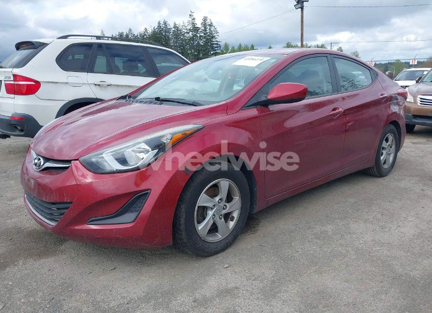 Photo 2 of 2014 Hyundai Elantra SE (VIN 5NPDH4AE9EH482327)