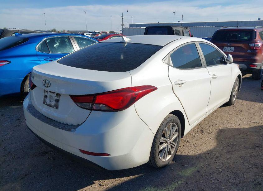 Photo 4 of 2014 Hyundai Elantra SE (VIN 5NPDH4AE9EH485812)