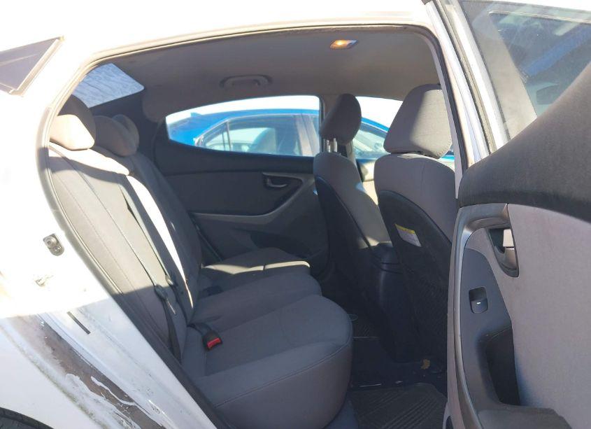 Photo 8 of 2014 Hyundai Elantra SE (VIN 5NPDH4AE9EH485812)