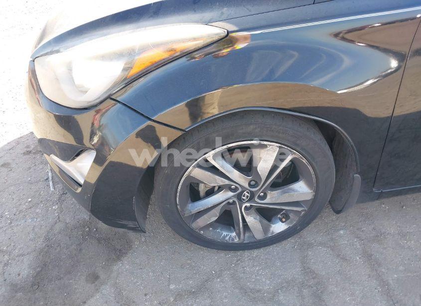 Photo 12 of 2014 Hyundai Elantra LIMITED (VIN 5NPDH4AE9EH498382)