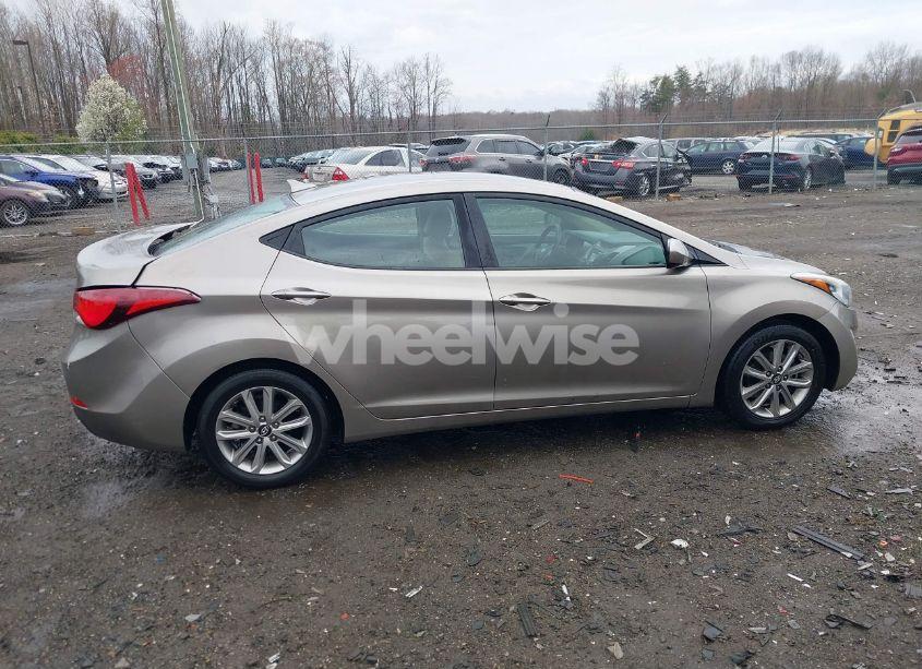 Photo 13 of 2014 Hyundai Elantra SE (VIN 5NPDH4AE9EH501605)
