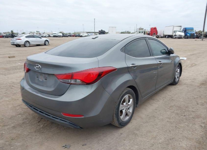 Photo 4 of 2014 Hyundai Elantra SE (VIN 5NPDH4AE9EH523524)