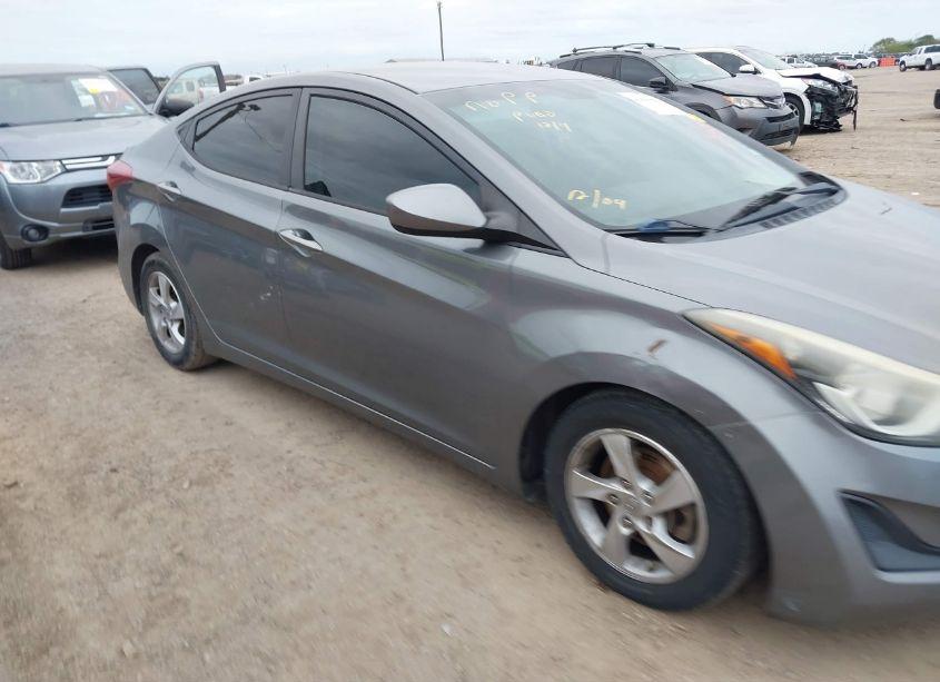 Photo 6 of 2014 Hyundai Elantra SE (VIN 5NPDH4AE9EH523524)