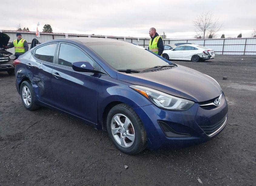2014 Hyundai Elantra SE (VIN 5NPDH4AE9EH529761) main photo