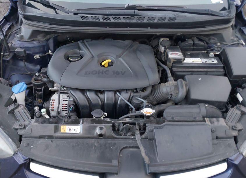 Photo 10 of 2014 Hyundai Elantra SE (VIN 5NPDH4AE9EH529761)